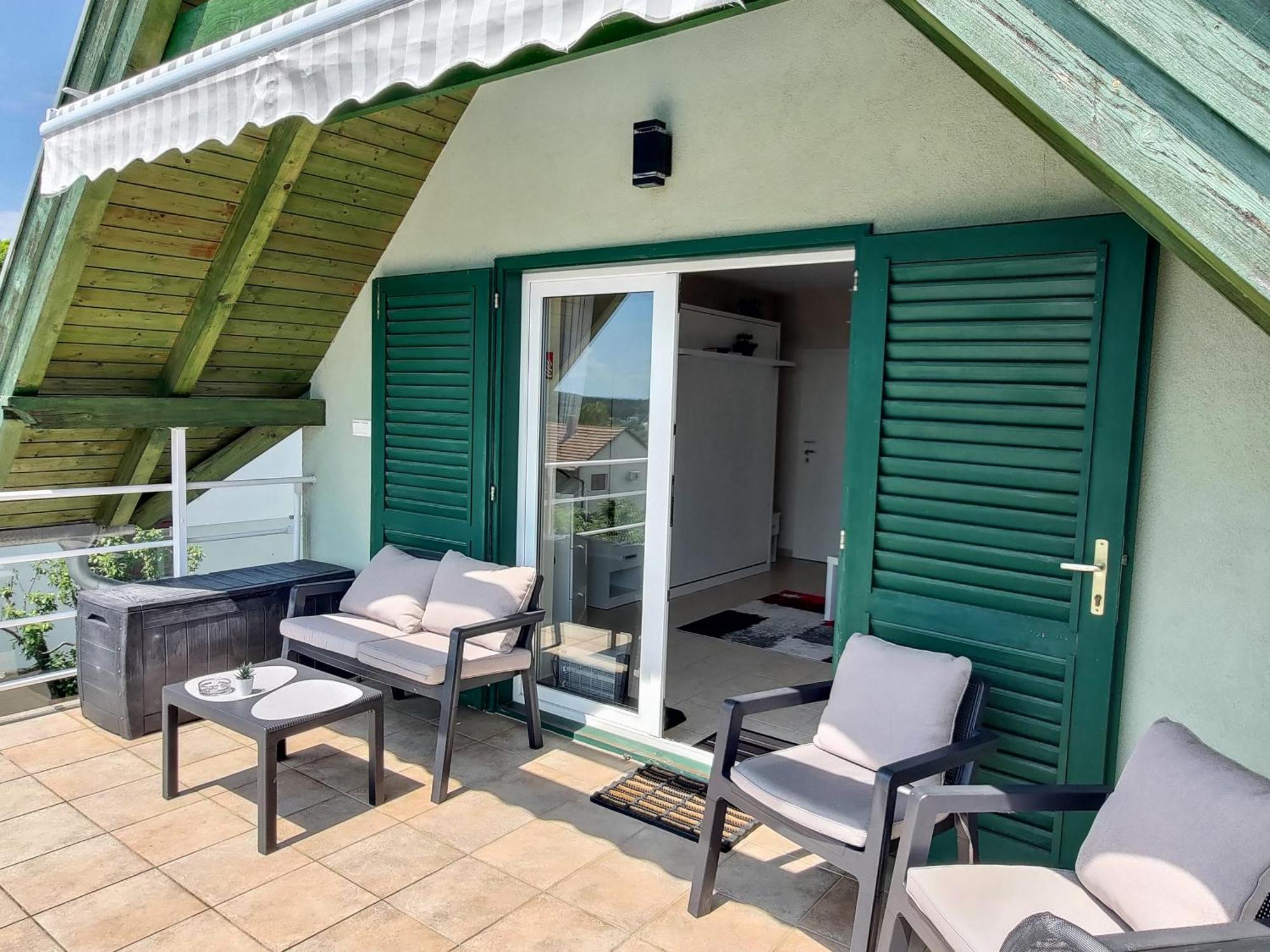 Balatonalmádi Fuegefa Apartman מראה חיצוני תמונה