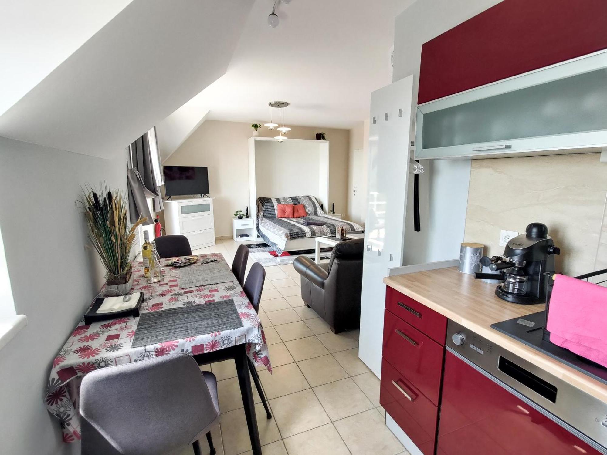 Balatonalmádi Fuegefa Apartman מראה חיצוני תמונה